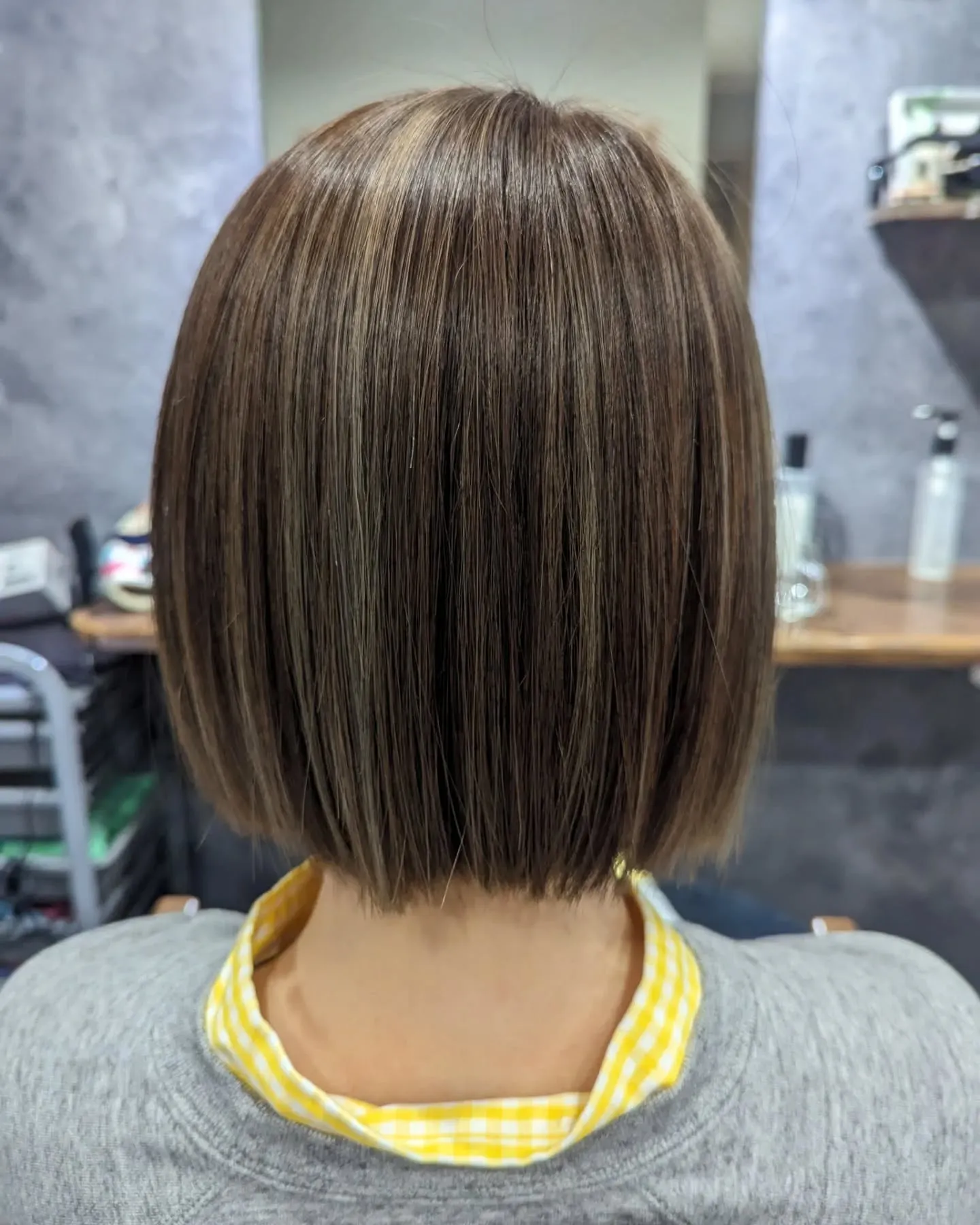 カット　ハイライトカラー　トリートメント