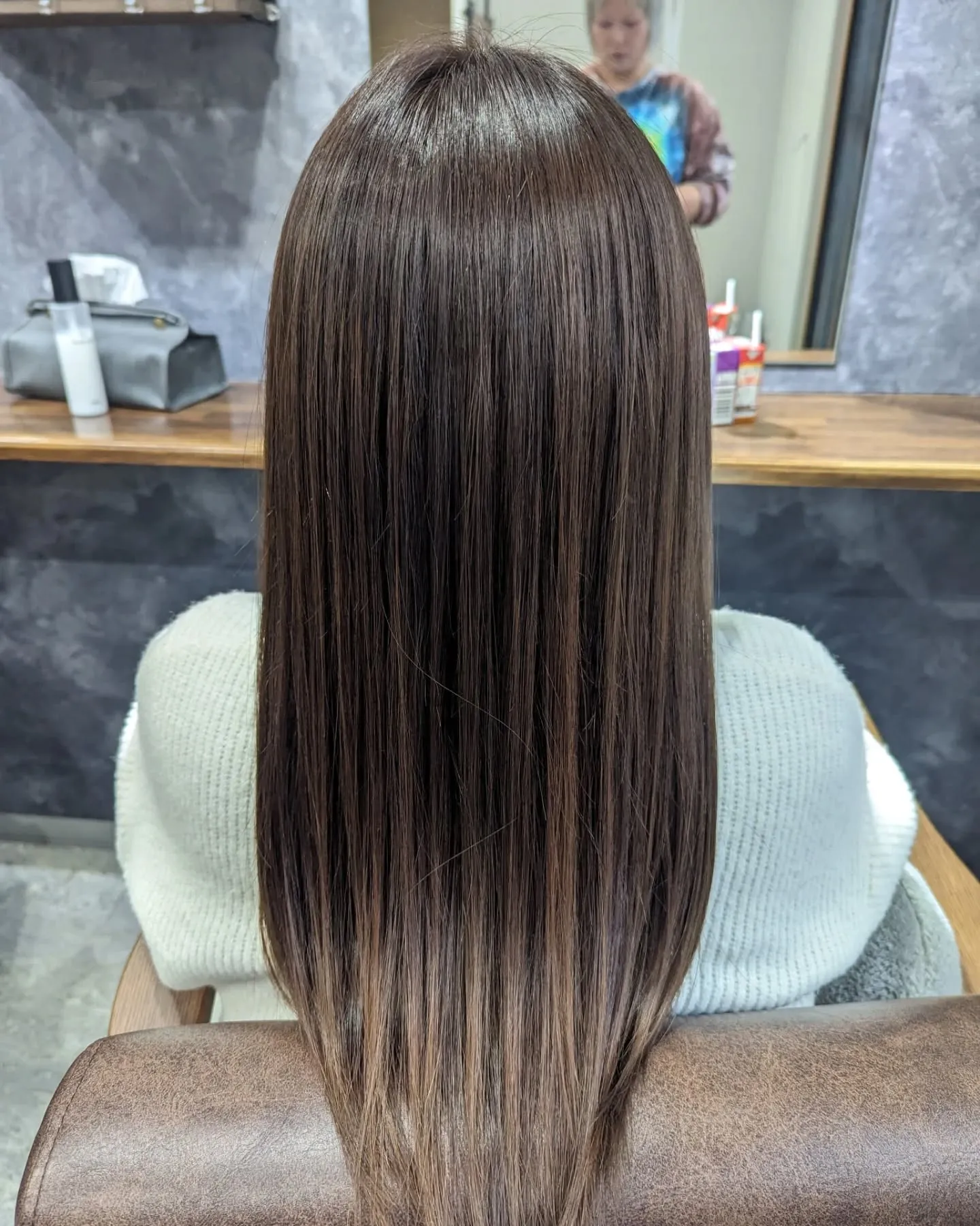 カット　カラー　縮毛矯正　トリートメント