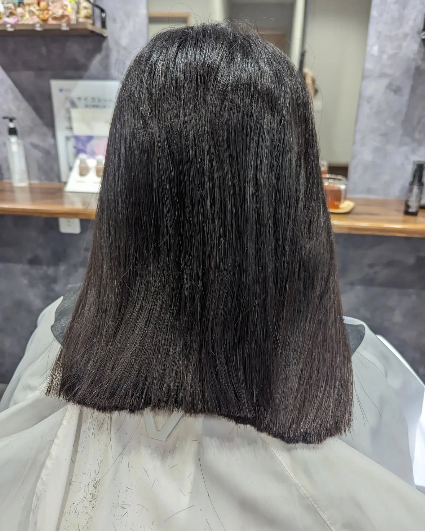 カット　縮毛矯正　トリートメント