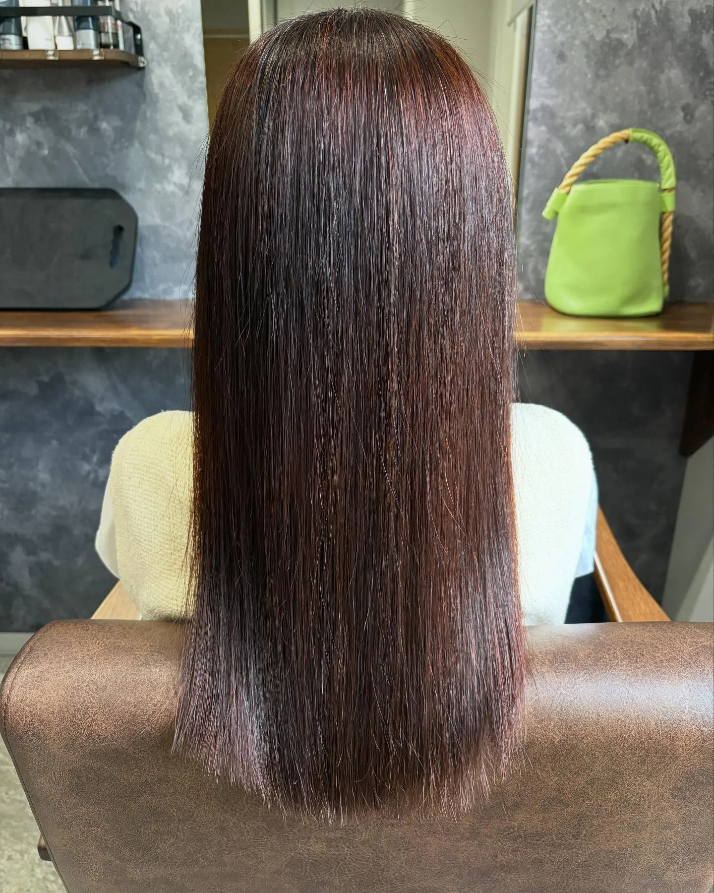 カット　縮毛矯正　トリートメント