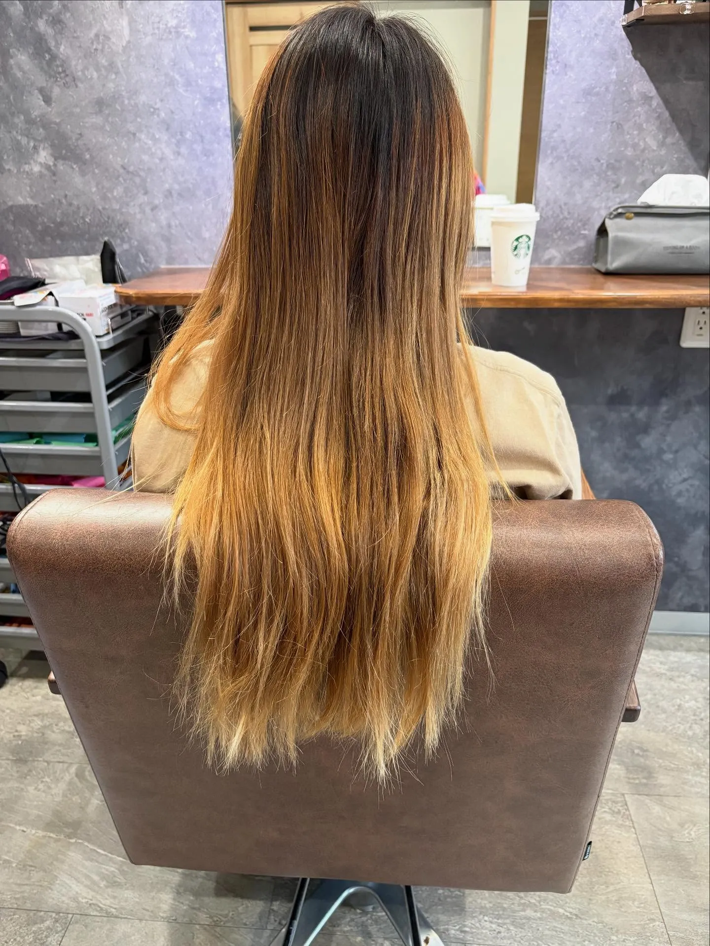 カット　カラー　トリートメント