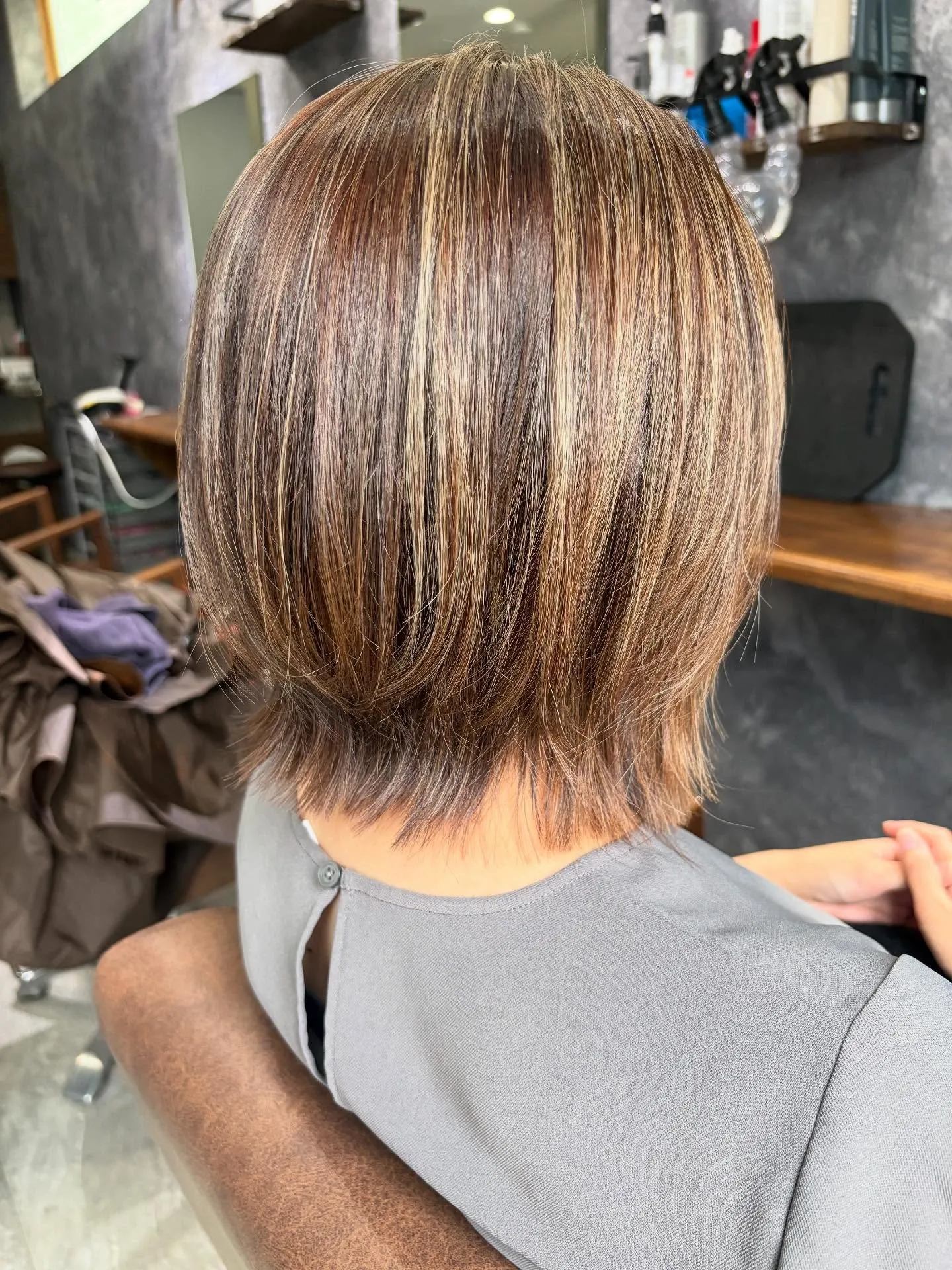 カット　カラー　ハイライト　トリートメント