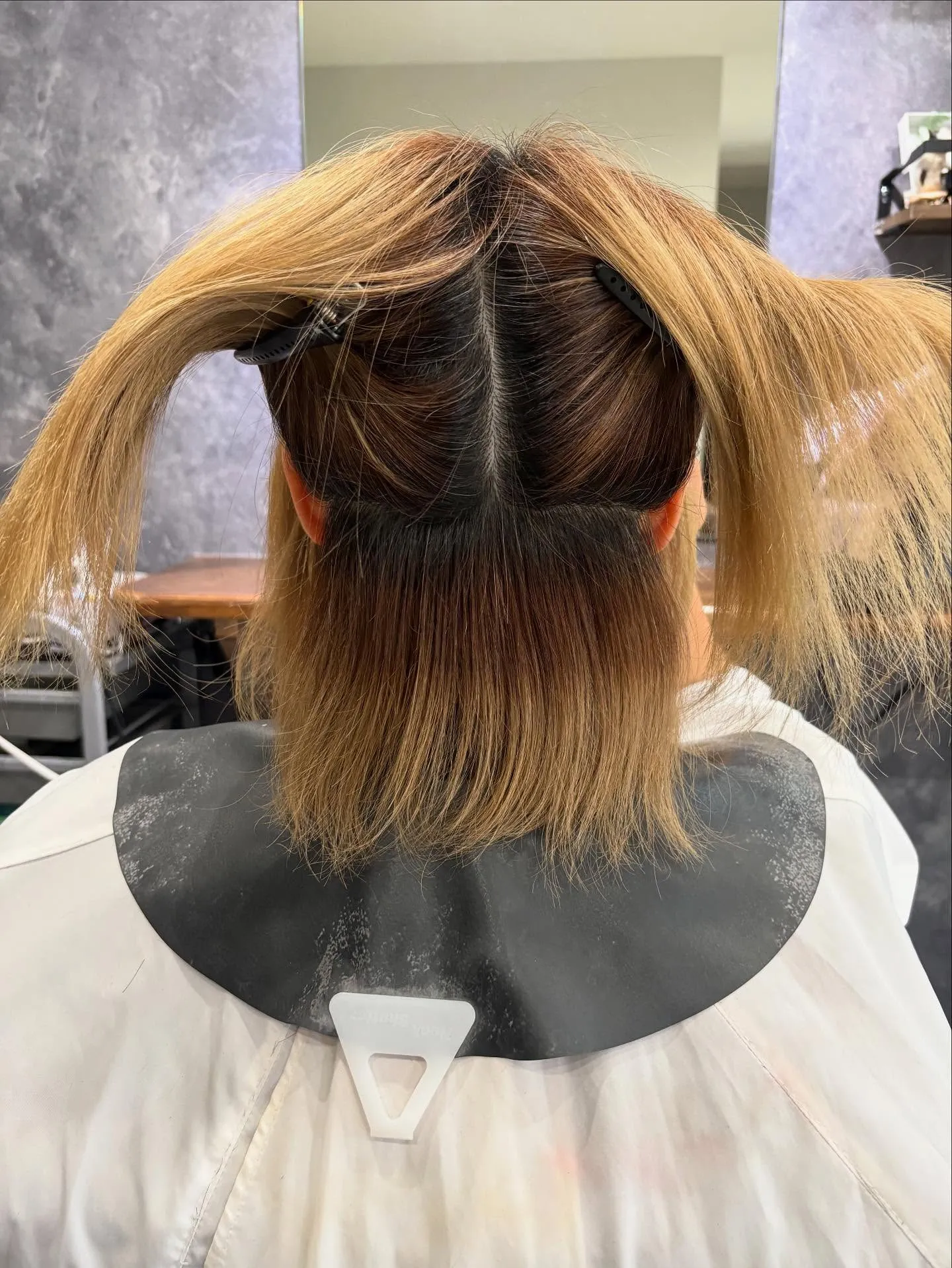 カット　カラー　トリートメント