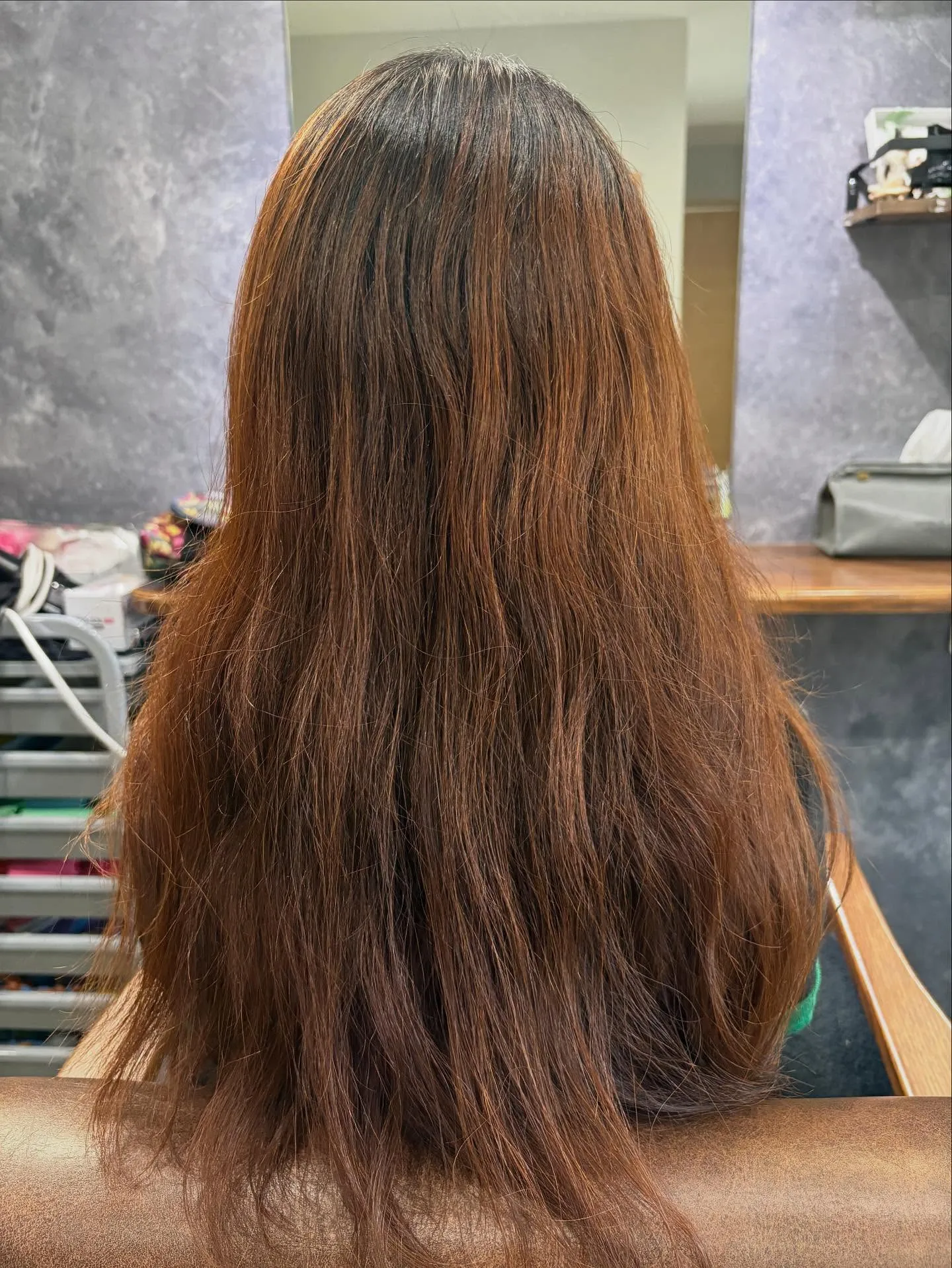 カット　カラー　縮毛矯正　トリートメント