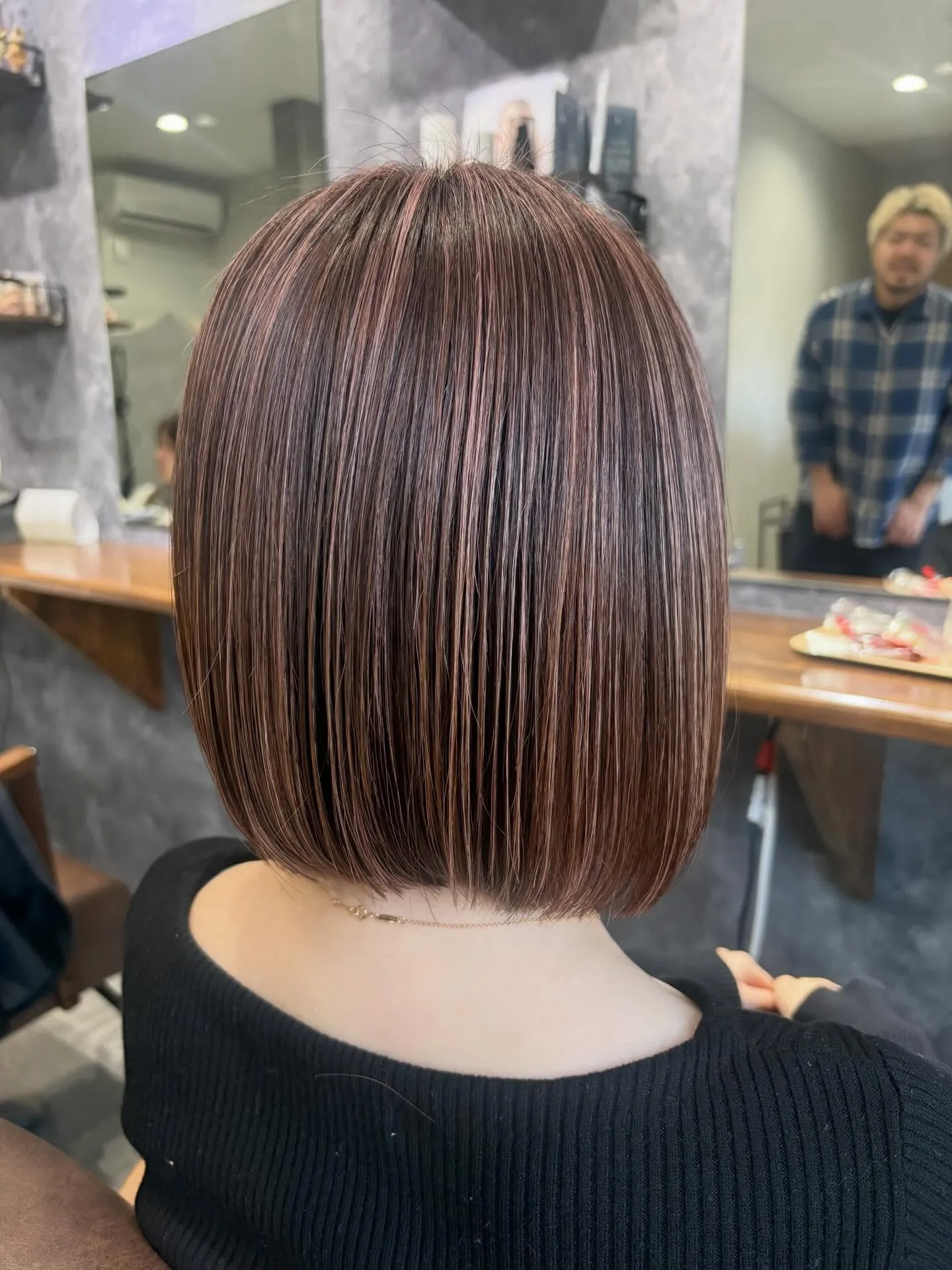 カット　ハイライトカラー　インナーカラー　トリートメント