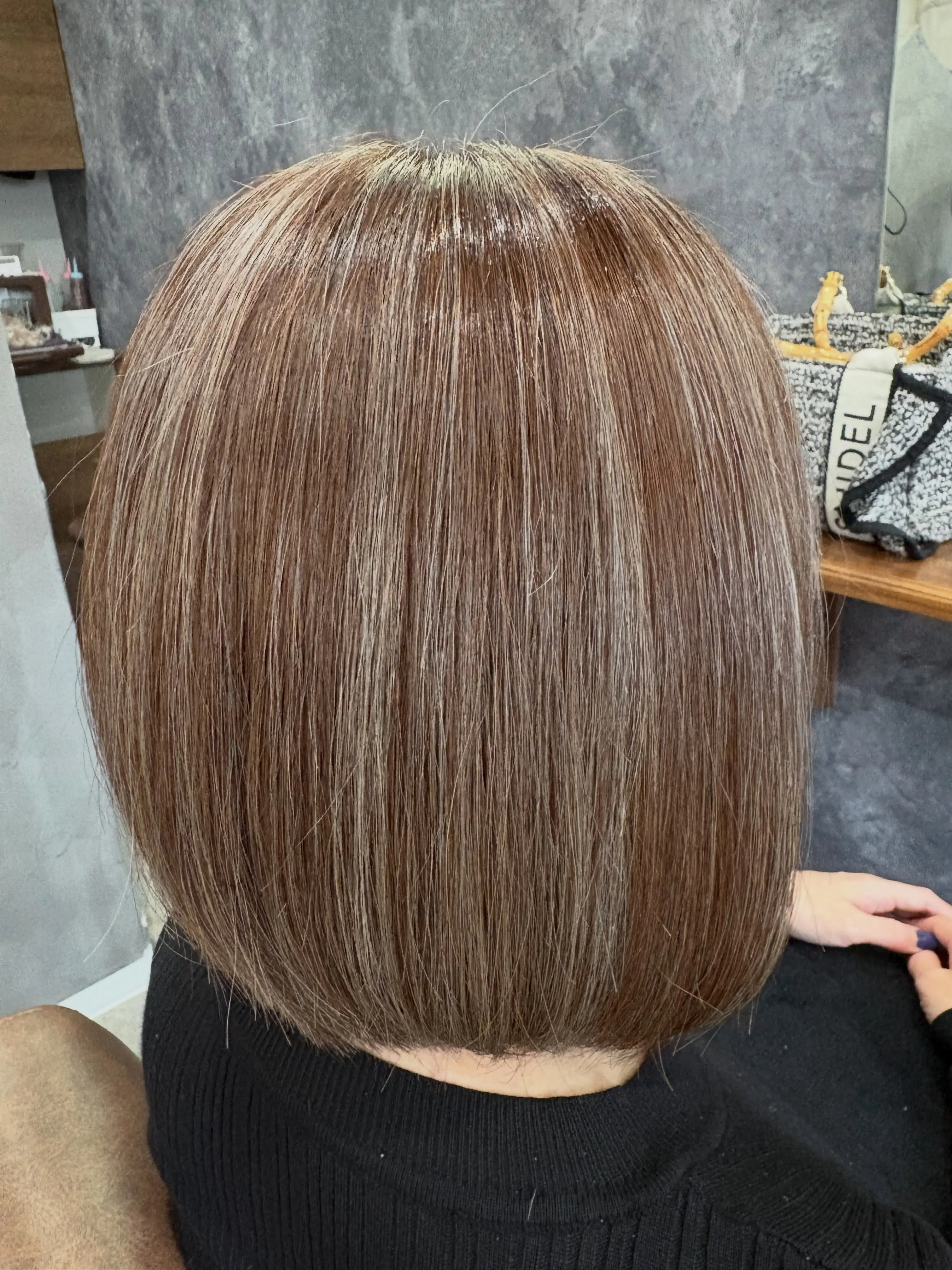 カット　ハイライトカラー　トリートメント